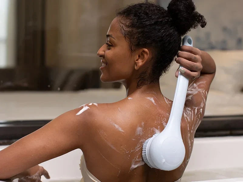 How to Use a Body Brush for Back Acne-Prone Skin